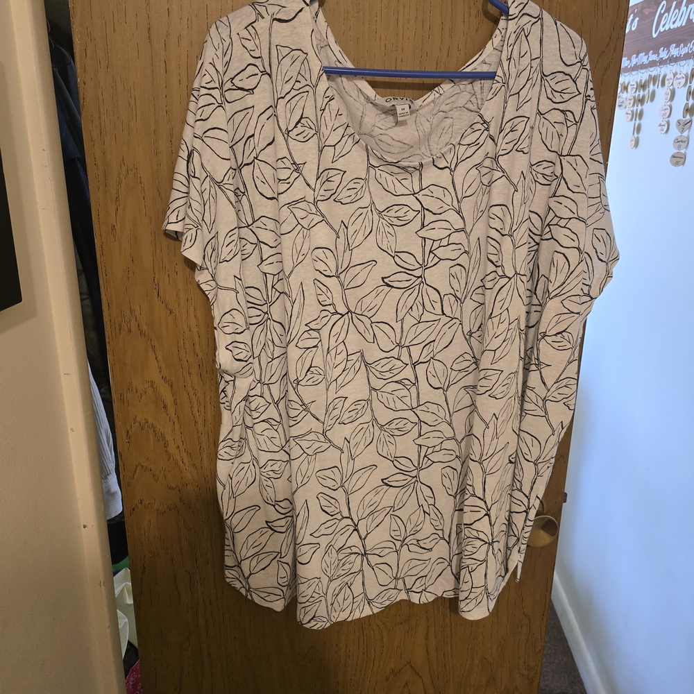 Orvis White Short Sleeve Leaf-Print Tee
